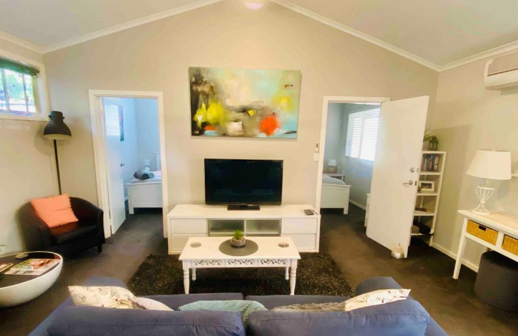 Отель Adelaide Hills Escape Woodside Экстерьер фото