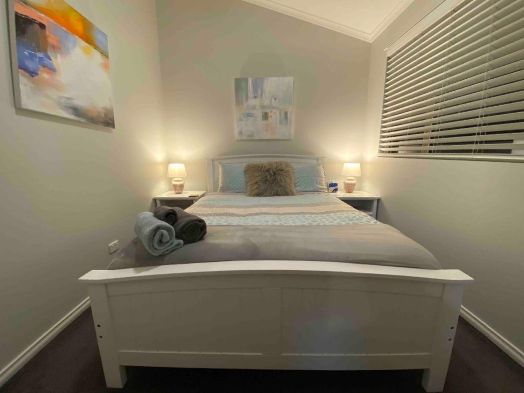Отель Adelaide Hills Escape Woodside Экстерьер фото