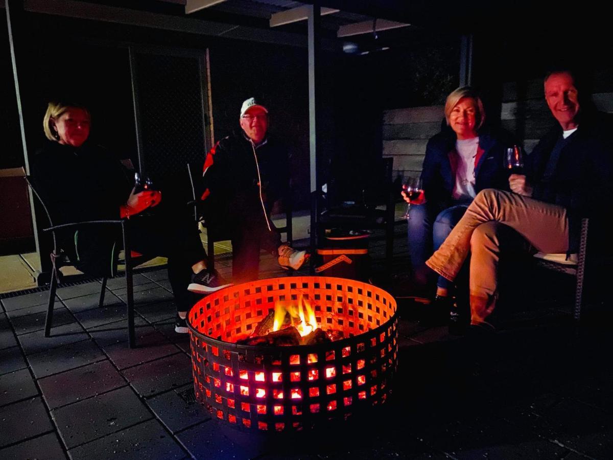 Отель Adelaide Hills Escape Woodside Экстерьер фото
