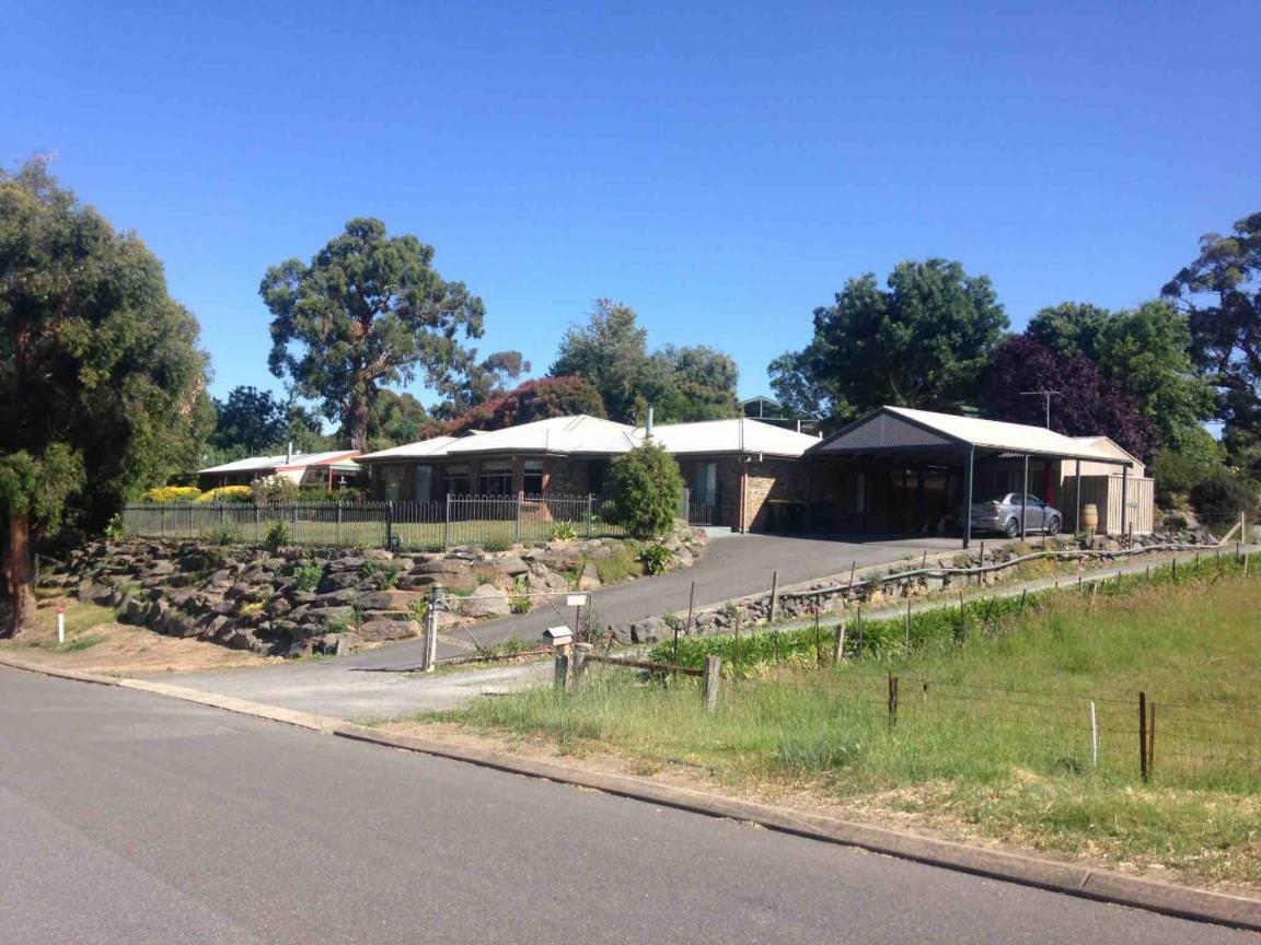 Отель Adelaide Hills Escape Woodside Экстерьер фото